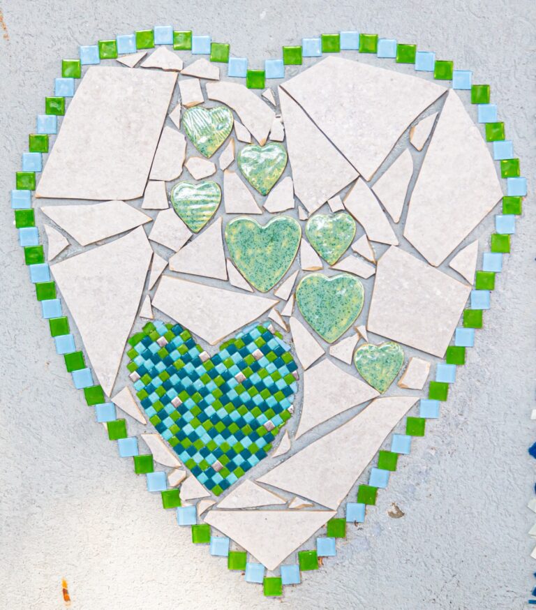 לבבות ירוקים. גודל 63-55 סמ